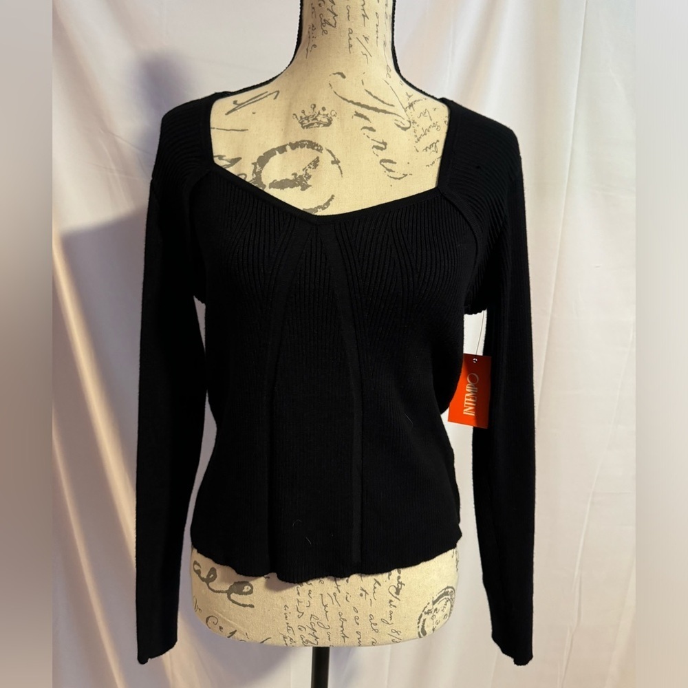 Intempo women’s sweater NWT